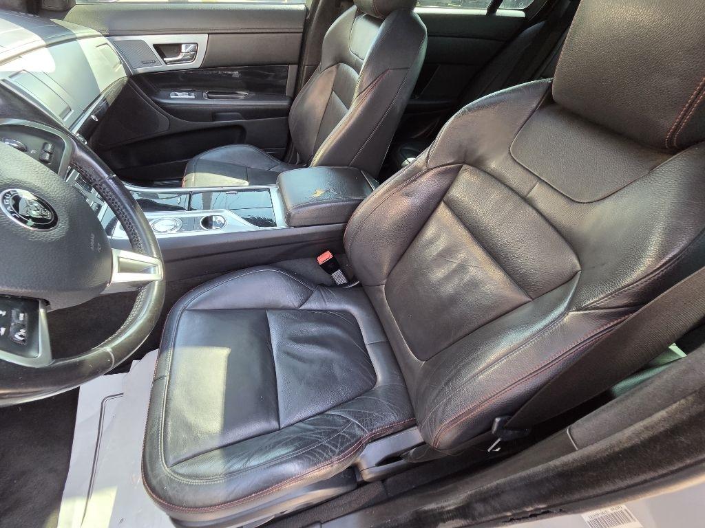 Jaguar XF-Series XF 3.0 Sport 2015