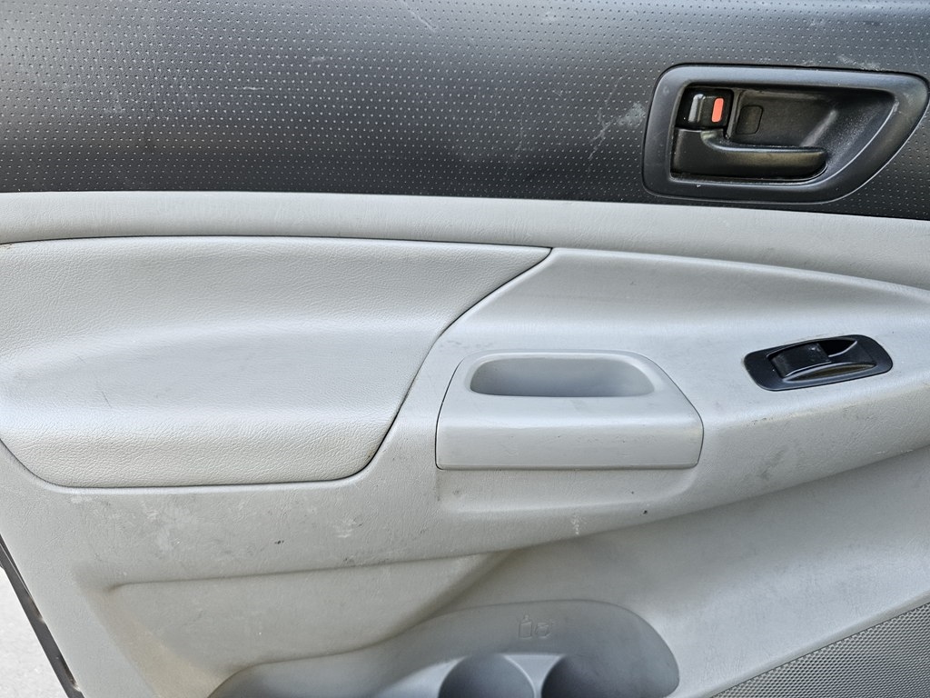 Toyota Tacoma  2012