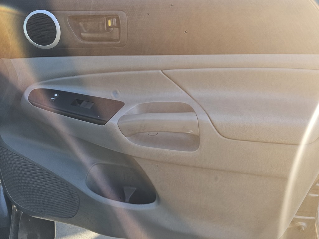 Toyota Tacoma  2012