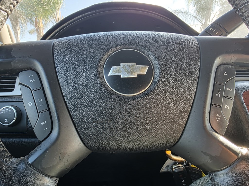 Chevrolet Suburban  2009