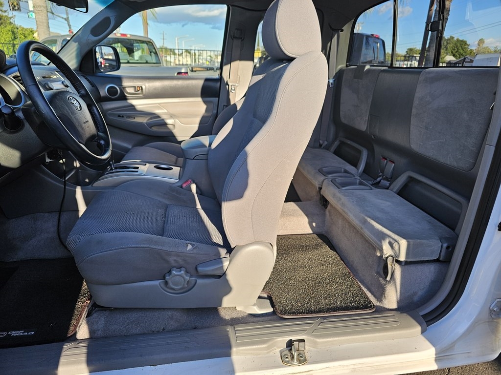 Toyota Tacoma  2005