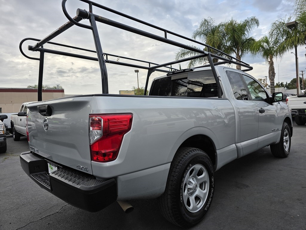 2019 Nissan Titan S photo 3