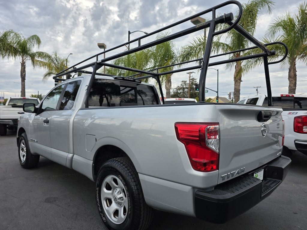 2019 Nissan Titan S photo 4