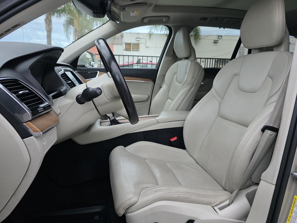 2018 Volvo XC90 T6 photo 4