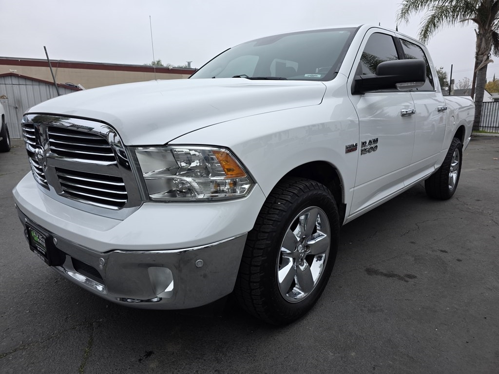 2016 RAM 1500 SLT