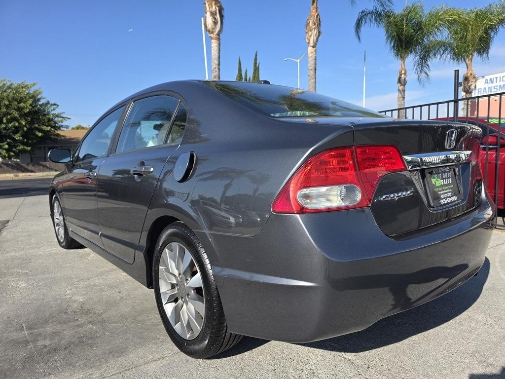 Honda Civic photo 4
