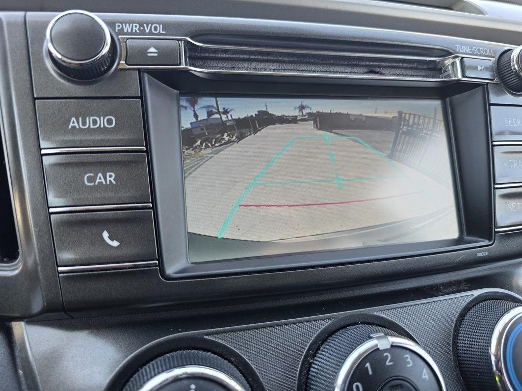 Toyota RAV4 photo 17