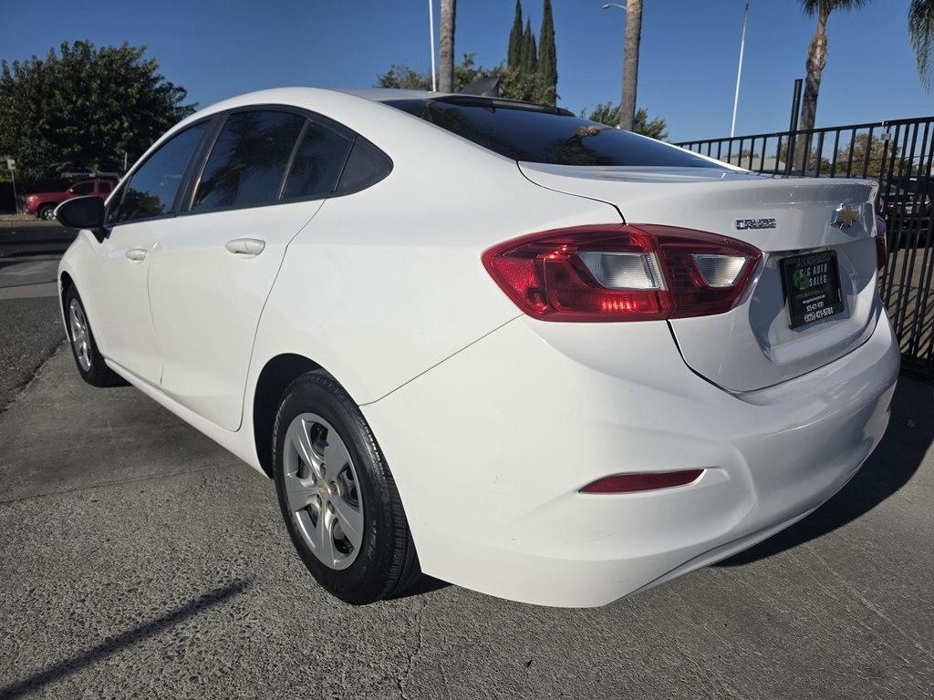 Chevrolet Cruze photo 4