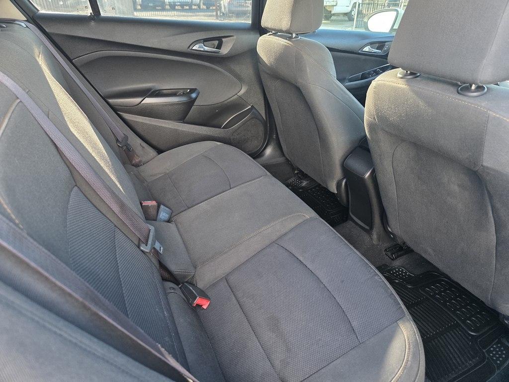 Chevrolet Cruze photo 10