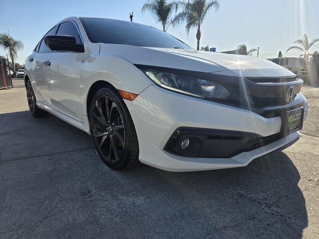 Honda Civic photo 2