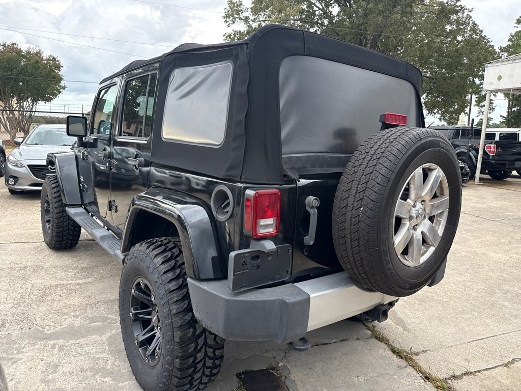 Jeep Wrangler 4WD 4dr Sahara 2013 Jeep Wrangler 4WD 4dr Sahara 2013