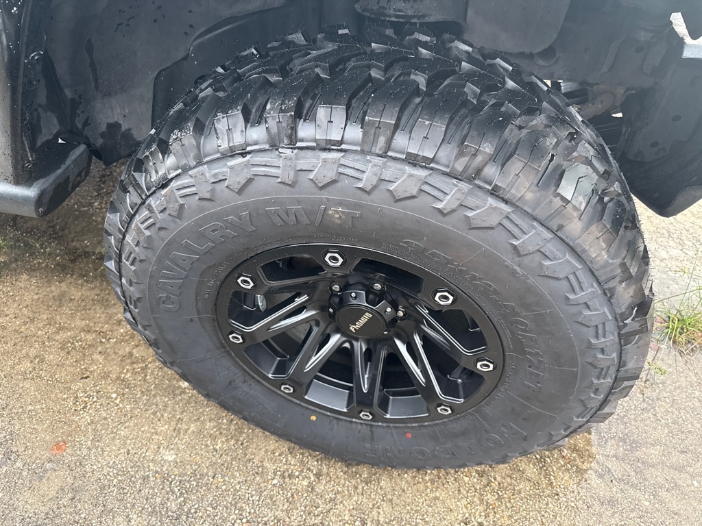 Jeep Wrangler 4WD 4dr Sahara 2013 Jeep Wrangler 4WD 4dr Sahara 2013