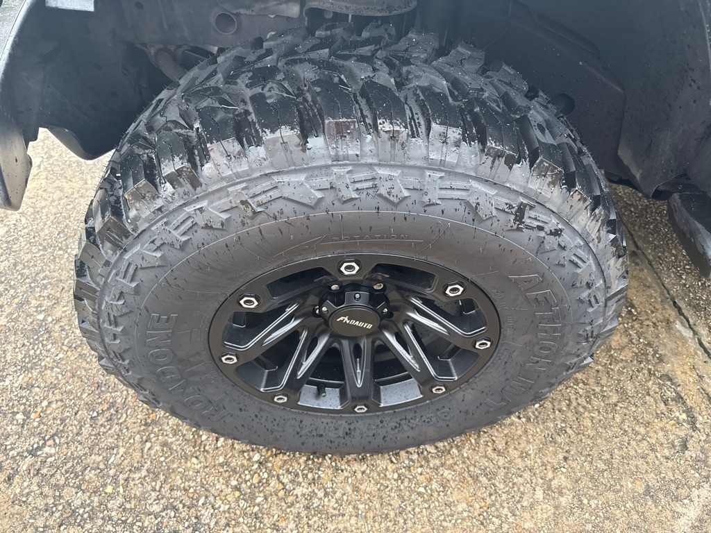 Jeep Wrangler 4WD 4dr Sahara 2013 Jeep Wrangler 4WD 4dr Sahara 2013