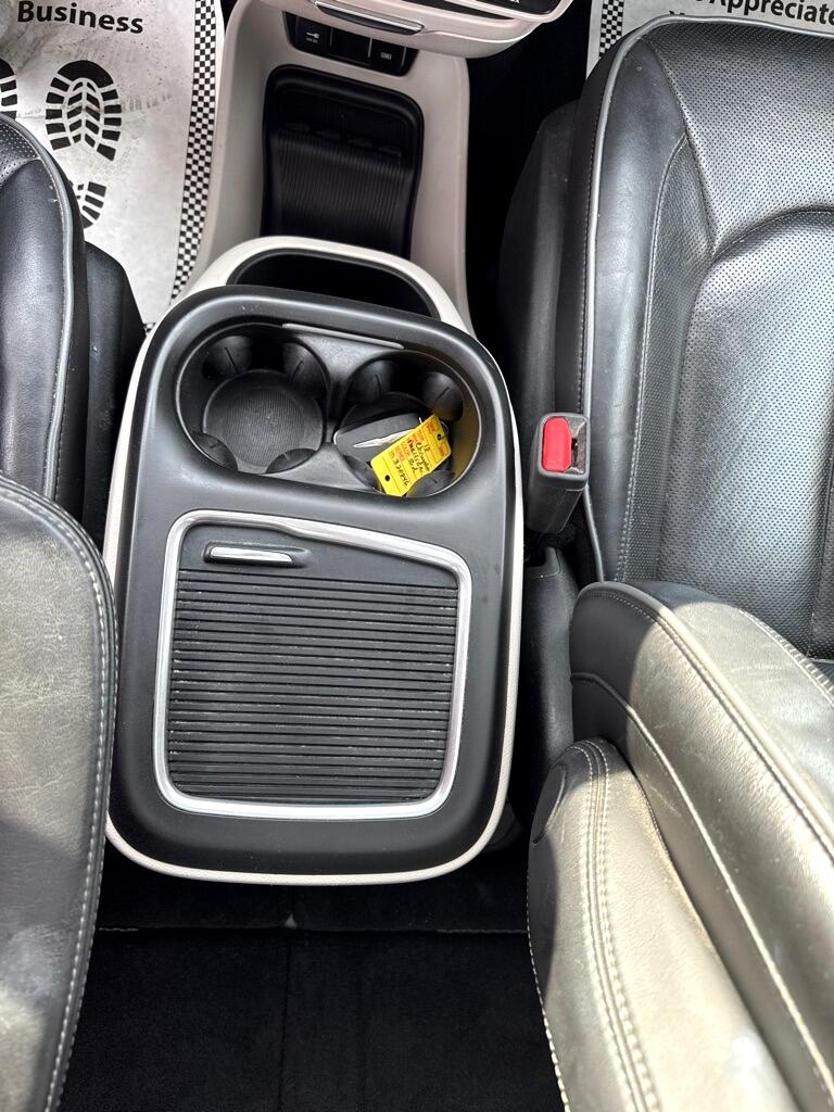 Chrysler Pacifica Limited FWD 2018 Chrysler Pacifica Limited FWD 2018