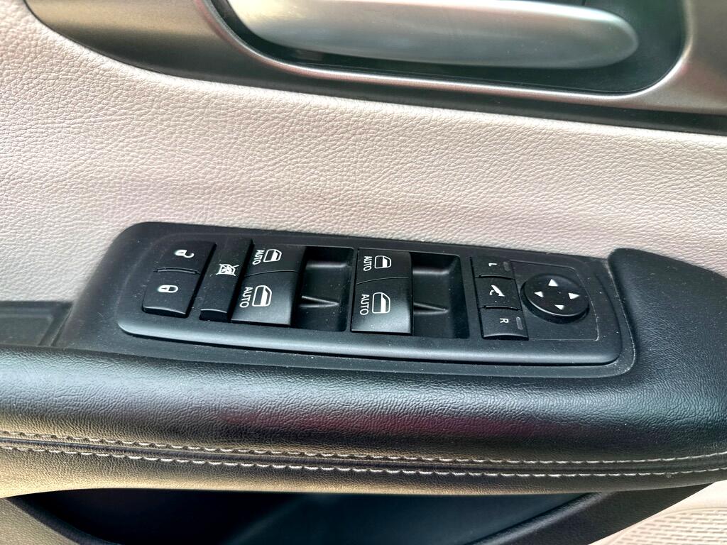 Chrysler Pacifica Limited FWD 2018 Chrysler Pacifica Limited FWD 2018