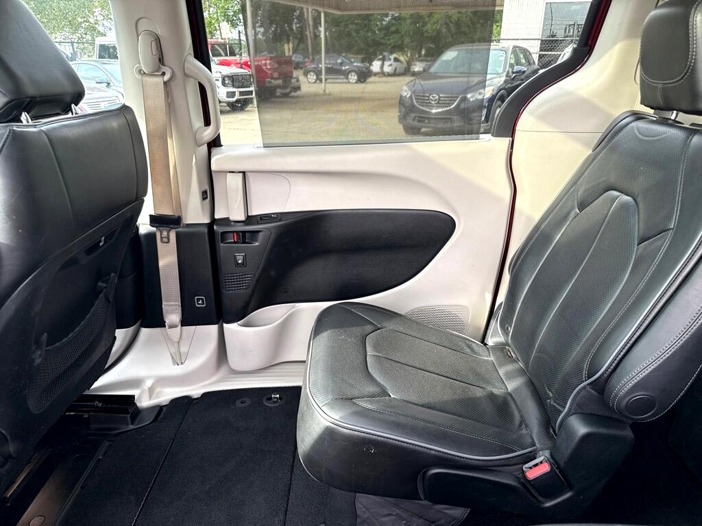 Chrysler Pacifica Limited FWD 2018 Chrysler Pacifica Limited FWD 2018