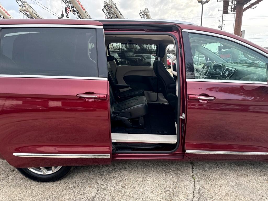 Chrysler Pacifica Limited FWD 2018 Chrysler Pacifica Limited FWD 2018