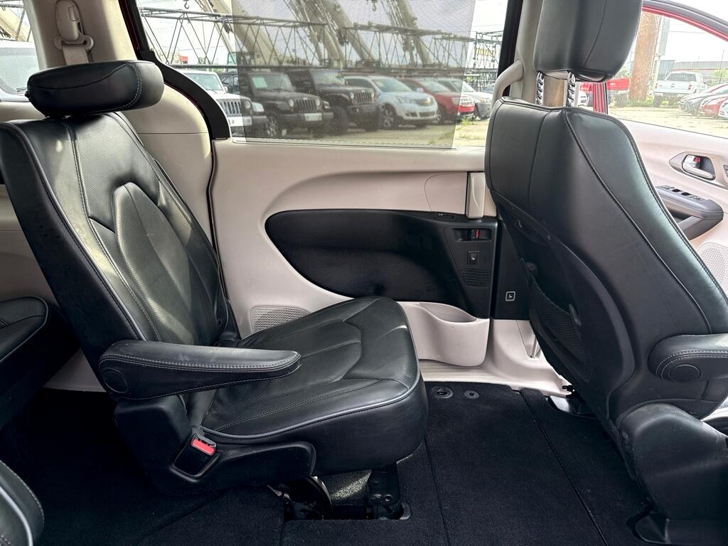 Chrysler Pacifica Limited FWD 2018 Chrysler Pacifica Limited FWD 2018