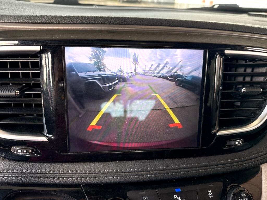 Chrysler Pacifica Limited FWD 2018 Chrysler Pacifica Limited FWD 2018