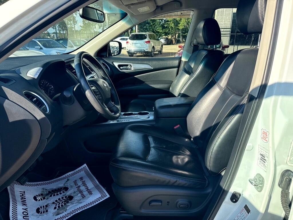 Nissan Pathfinder FWD SL 2017 Nissan Pathfinder FWD SL 2017