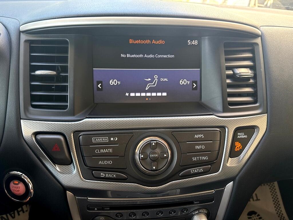 Nissan Pathfinder FWD SL 2017 Nissan Pathfinder FWD SL 2017