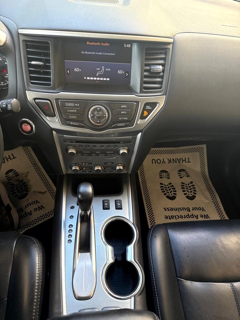 Nissan Pathfinder FWD SL 2017 Nissan Pathfinder FWD SL 2017