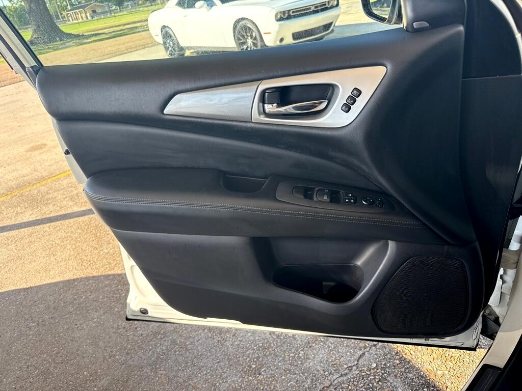 Nissan Pathfinder FWD SL 2017 Nissan Pathfinder FWD SL 2017