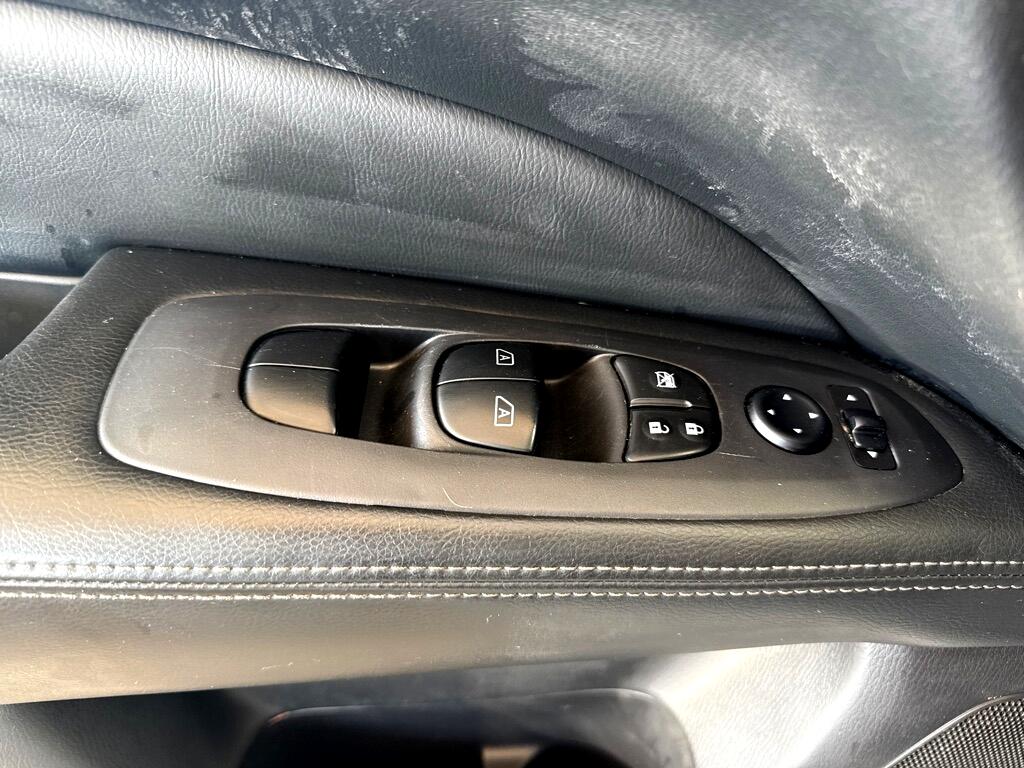 Nissan Pathfinder FWD SL 2017 Nissan Pathfinder FWD SL 2017