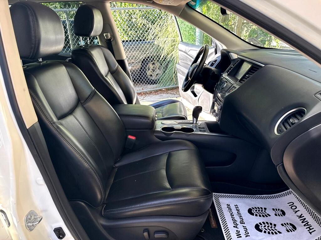 Nissan Pathfinder FWD SL 2017 Nissan Pathfinder FWD SL 2017