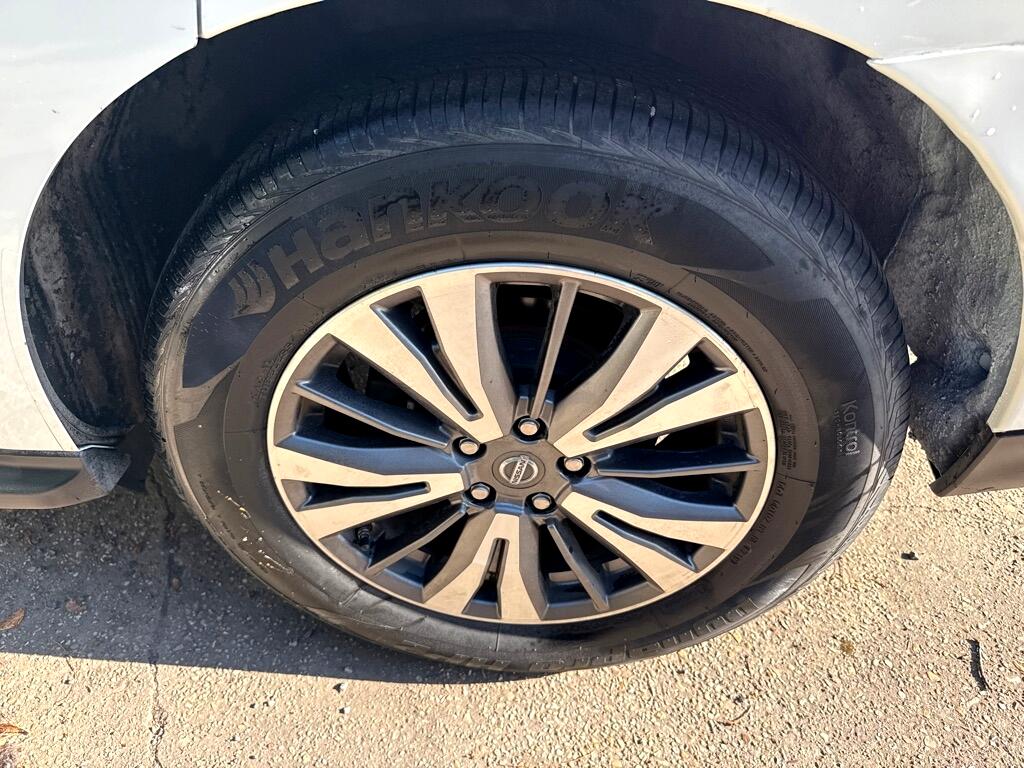 Nissan Pathfinder FWD SL 2017 Nissan Pathfinder FWD SL 2017