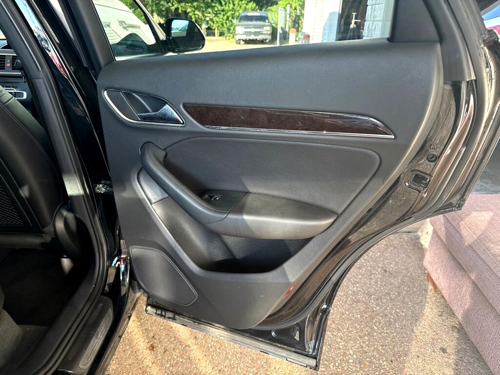 Audi Q3 quattro 4dr 2.0T Premium Plus 2015 Audi Q3 quattro 4dr 2.0T Premium Plus 2015