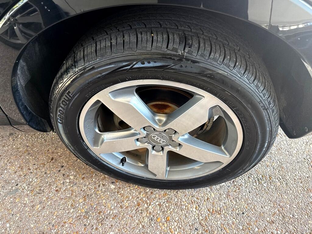 Audi Q3 quattro 4dr 2.0T Premium Plus 2015 Audi Q3 quattro 4dr 2.0T Premium Plus 2015