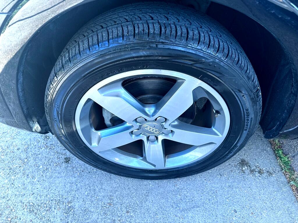 Audi Q3 quattro 4dr 2.0T Premium Plus 2015 Audi Q3 quattro 4dr 2.0T Premium Plus 2015