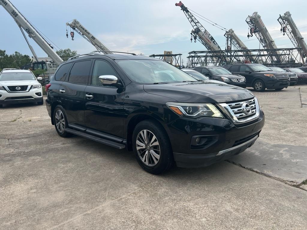 Nissan Pathfinder FWD SL 2017