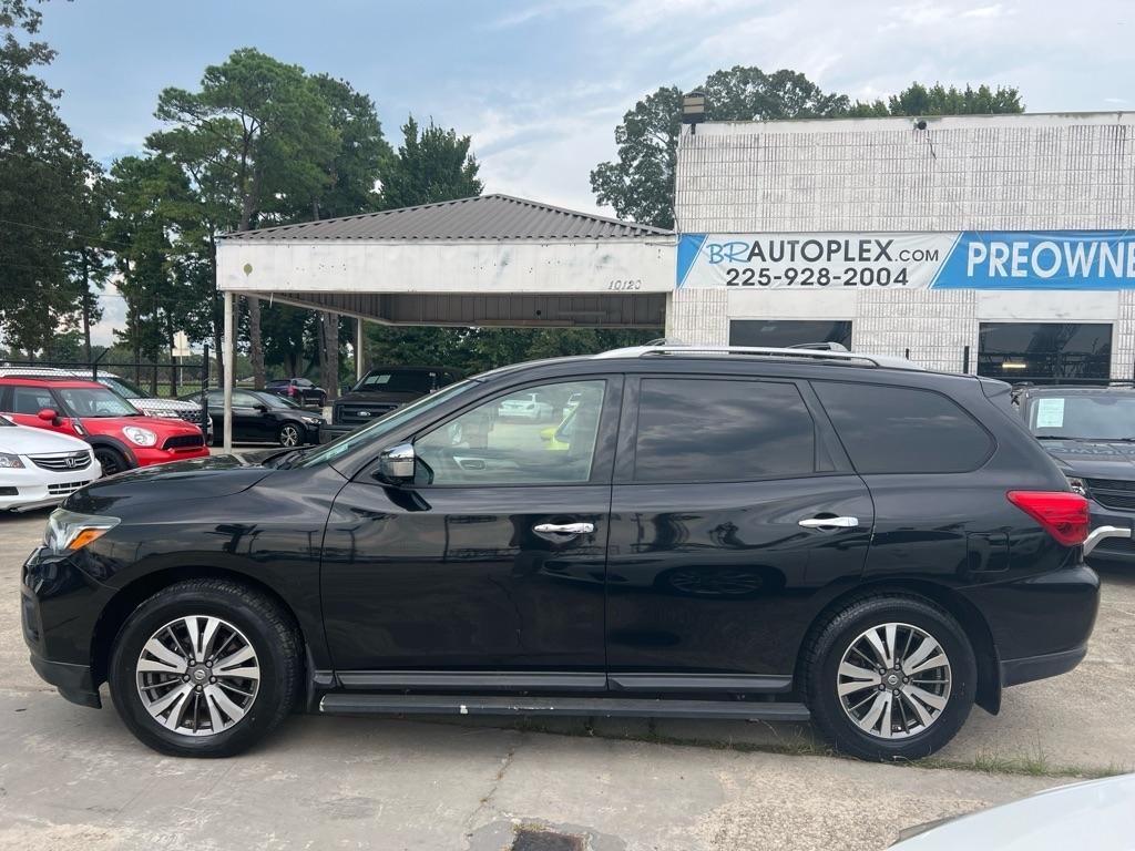 Nissan Pathfinder FWD SL 2017