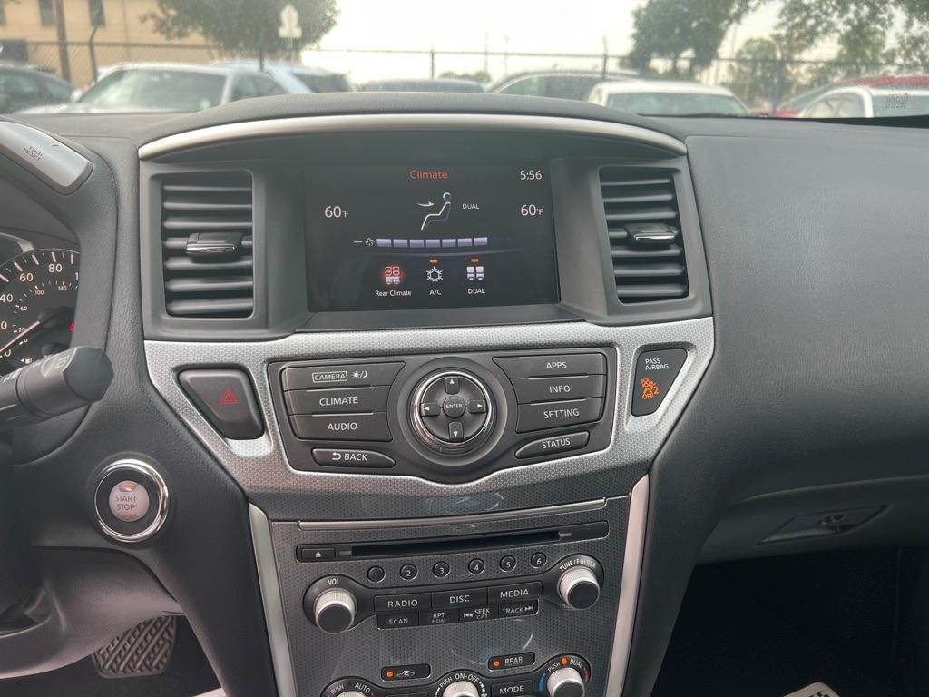 Nissan Pathfinder FWD SL 2017