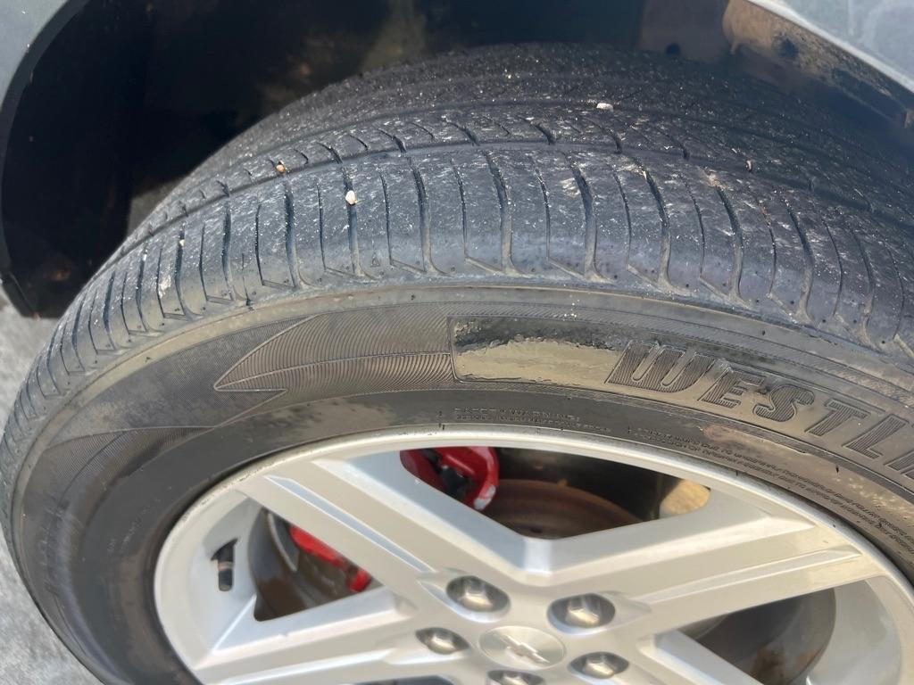 Chevrolet Camaro 2dr Cpe 1LT 2012