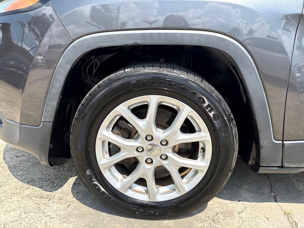 Jeep Cherokee FWD 4dr Latitude 2015 Jeep Cherokee FWD 4dr Latitude 2015