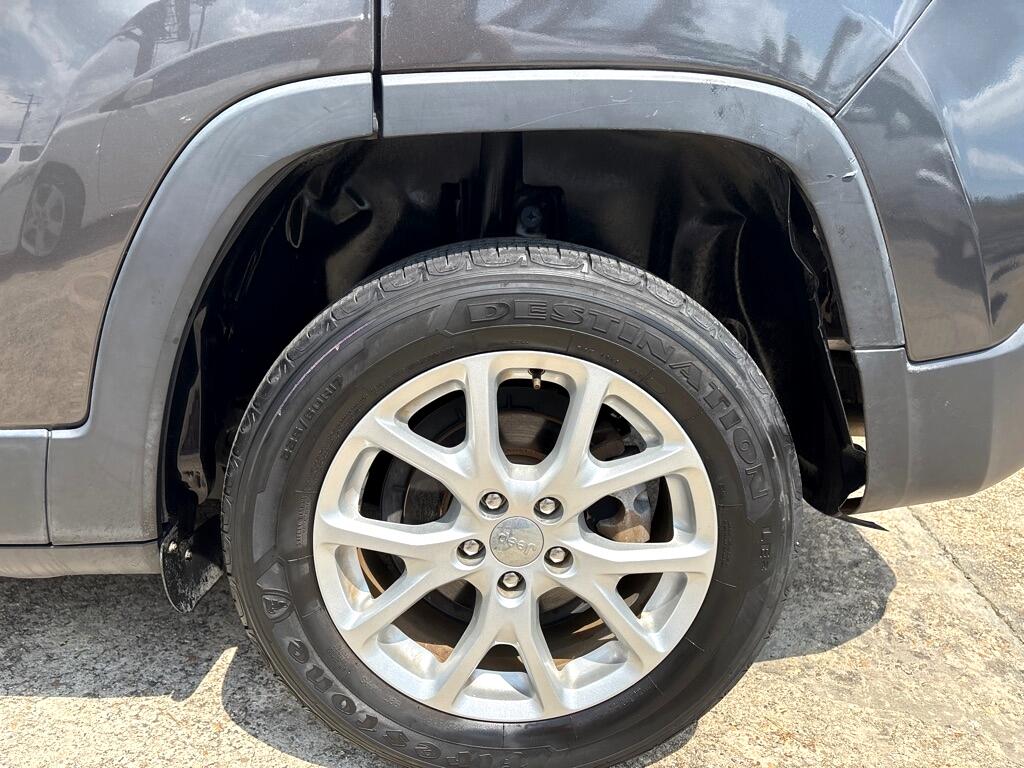 Jeep Cherokee FWD 4dr Latitude 2015 Jeep Cherokee FWD 4dr Latitude 2015