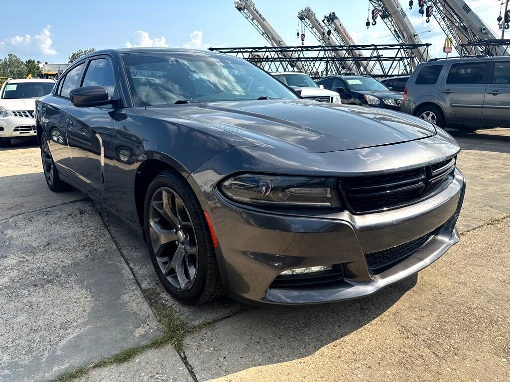 Dodge Charger 4dr Sdn SXT RWD 2015 Dodge Charger 4dr Sdn SXT RWD 2015