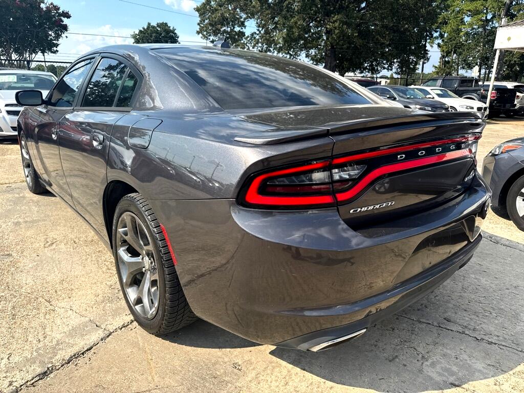 Dodge Charger 4dr Sdn SXT RWD 2015 Dodge Charger 4dr Sdn SXT RWD 2015