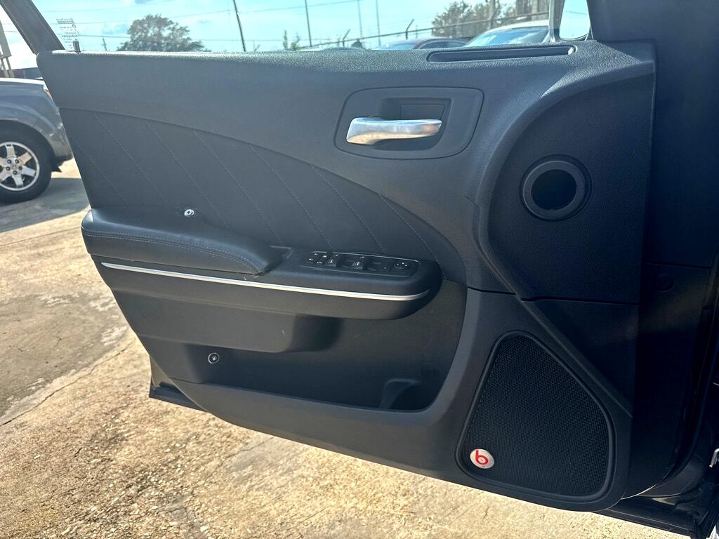 Dodge Charger 4dr Sdn SXT RWD 2015 Dodge Charger 4dr Sdn SXT RWD 2015