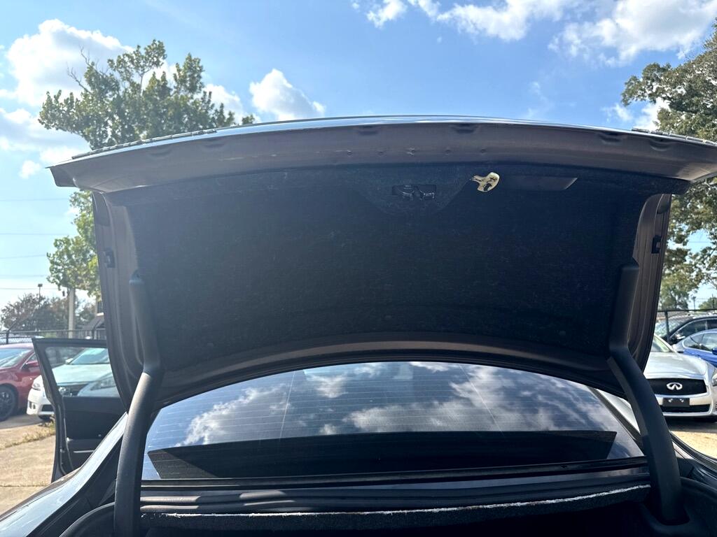 Dodge Charger 4dr Sdn SXT RWD 2015 Dodge Charger 4dr Sdn SXT RWD 2015