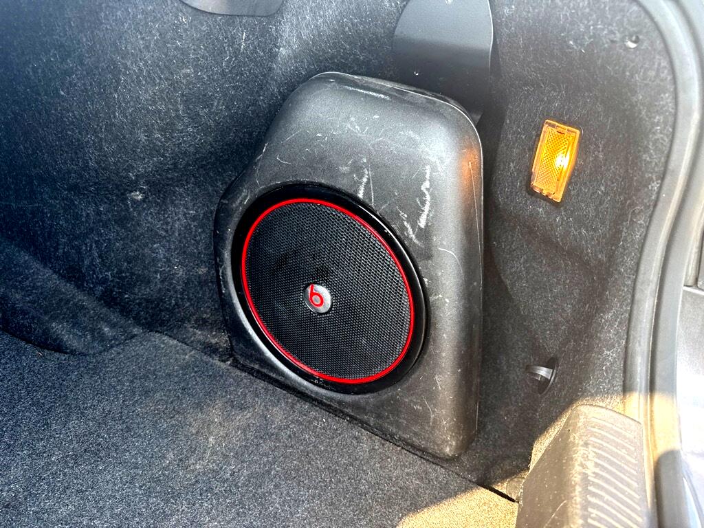 Dodge Charger 4dr Sdn SXT RWD 2015 Dodge Charger 4dr Sdn SXT RWD 2015