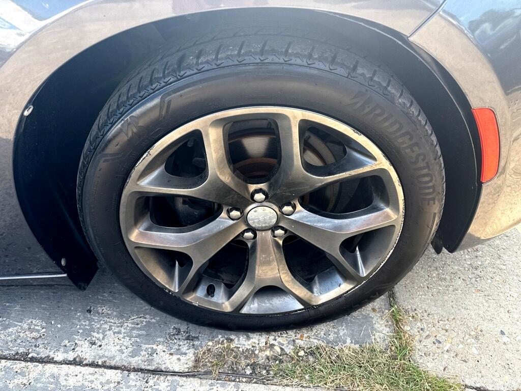 Dodge Charger 4dr Sdn SXT RWD 2015 Dodge Charger 4dr Sdn SXT RWD 2015