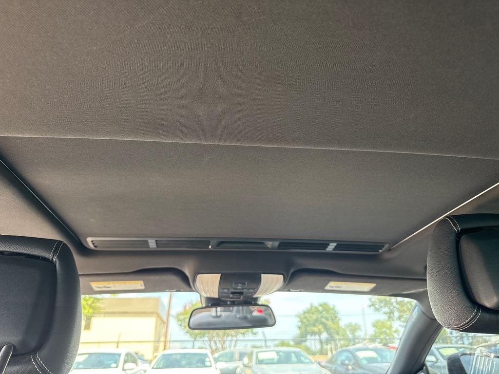 Mercedes-Benz CLS-Class 4dr Sdn CLS 550 RWD 2012 Mercedes-Benz CLS-Class 4dr Sdn CLS 550 RWD 2012