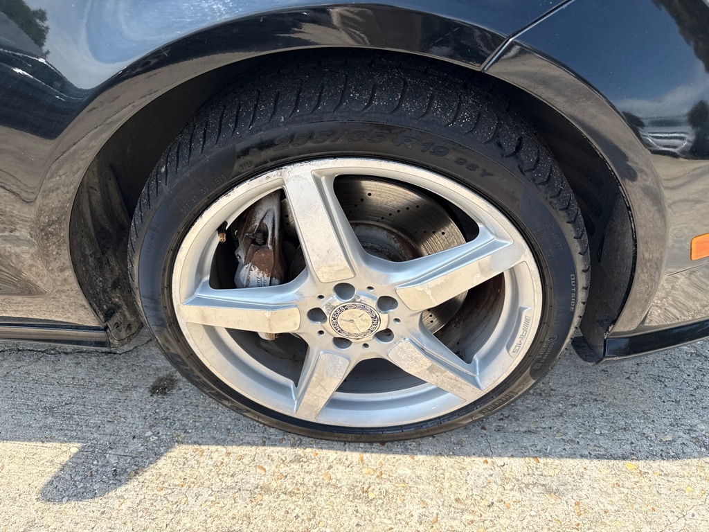 Mercedes-Benz CLS-Class 4dr Sdn CLS 550 RWD 2012