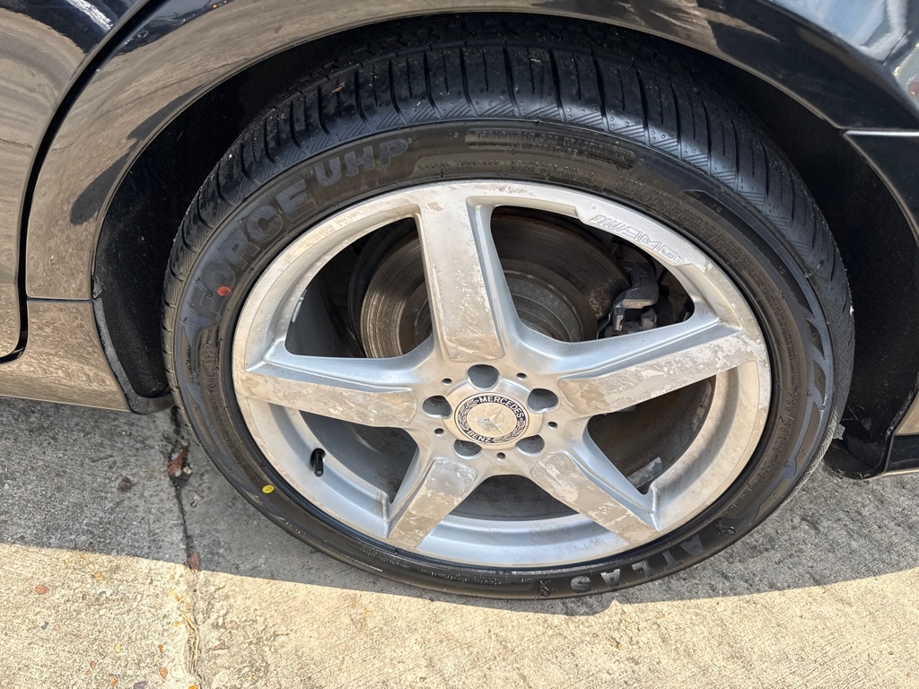 Mercedes-Benz CLS-Class 4dr Sdn CLS 550 RWD 2012