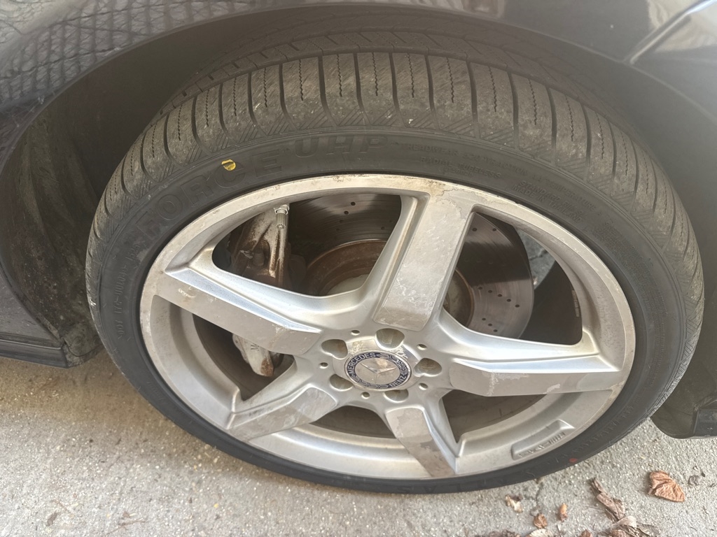 Mercedes-Benz CLS-Class 4dr Sdn CLS 550 RWD 2012