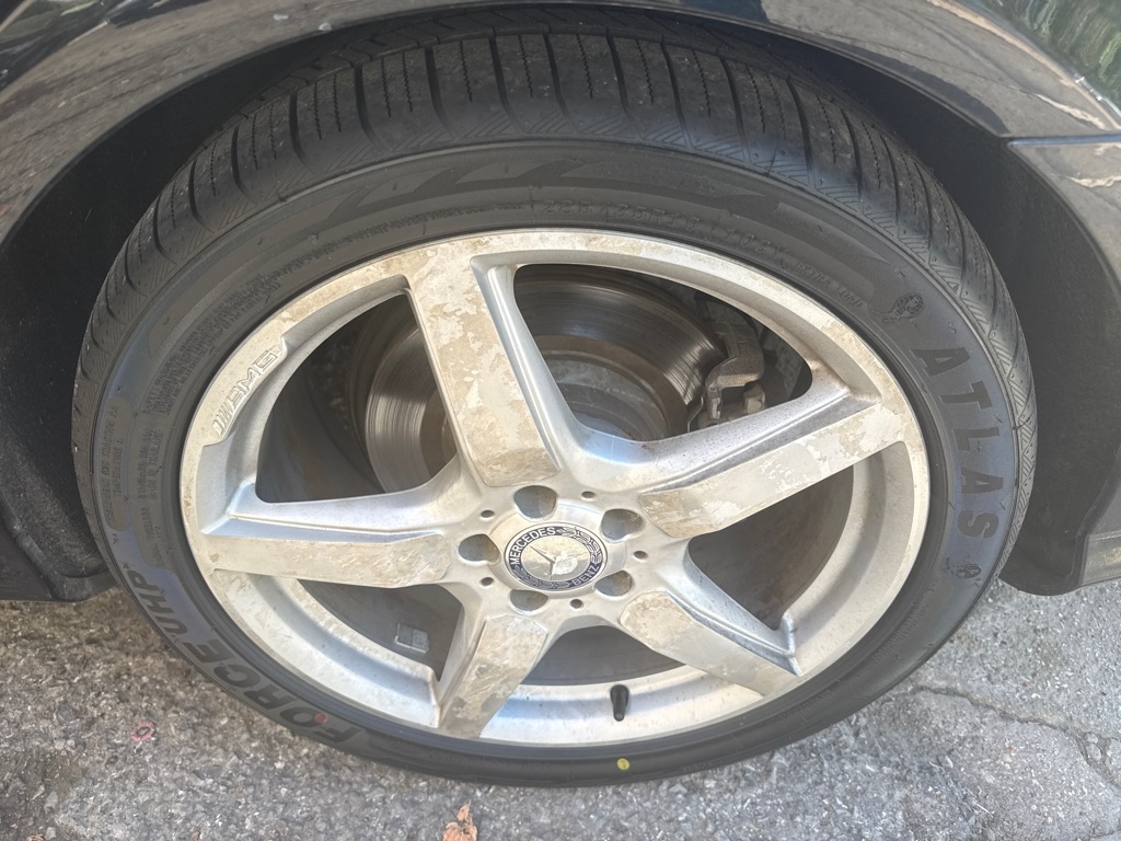 Mercedes-Benz CLS-Class 4dr Sdn CLS 550 RWD 2012